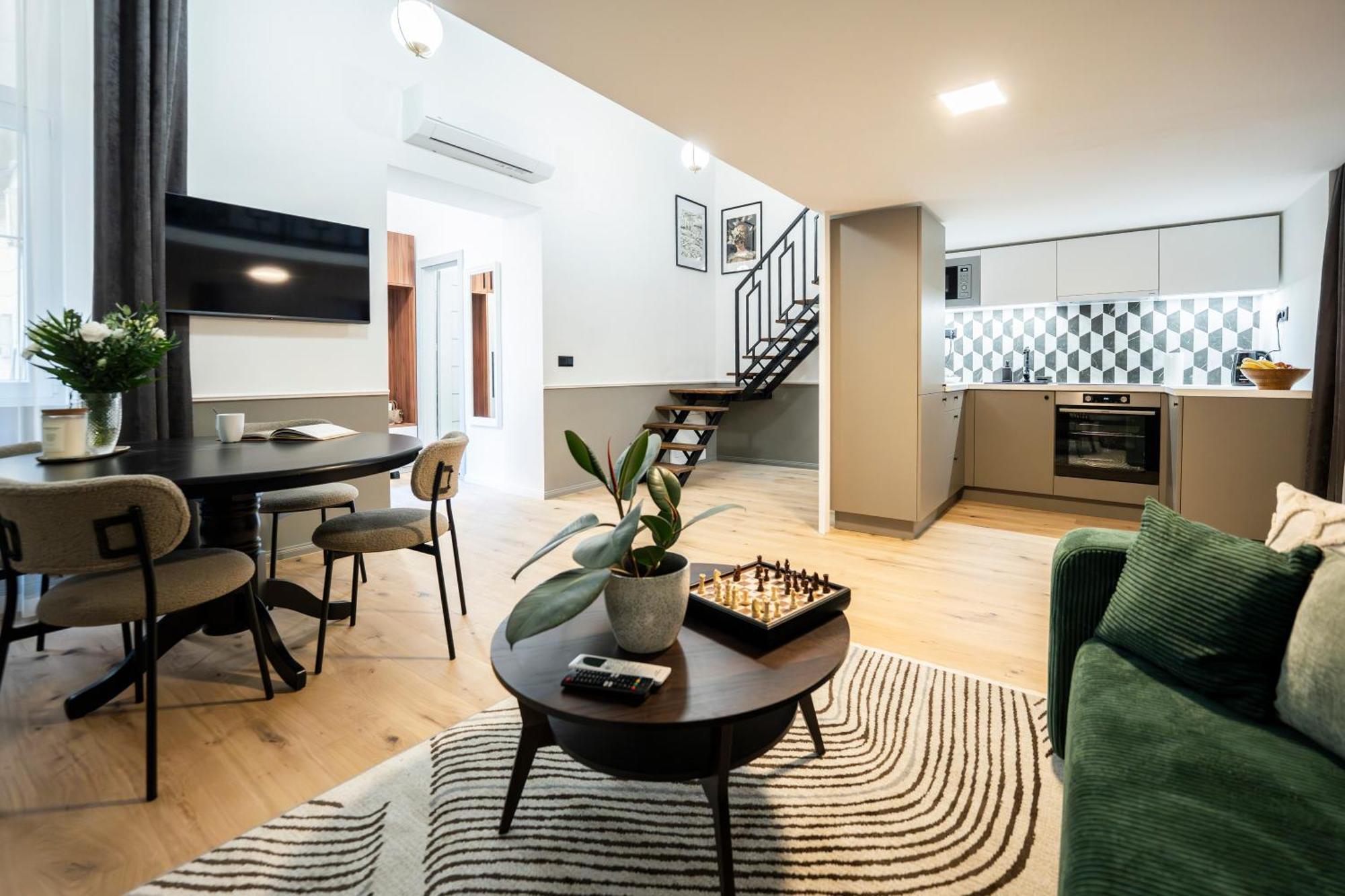 Apartament Garden Retreat For Two! Brand New Ii
